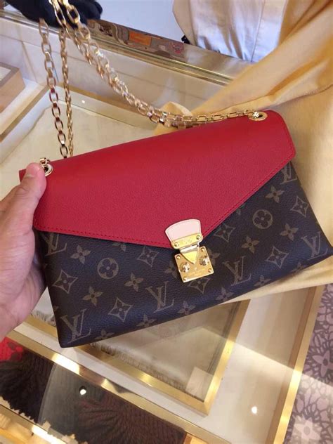 louis vuitton pallas clutch real vs fake|louis vuitton monogram pallas clutch.